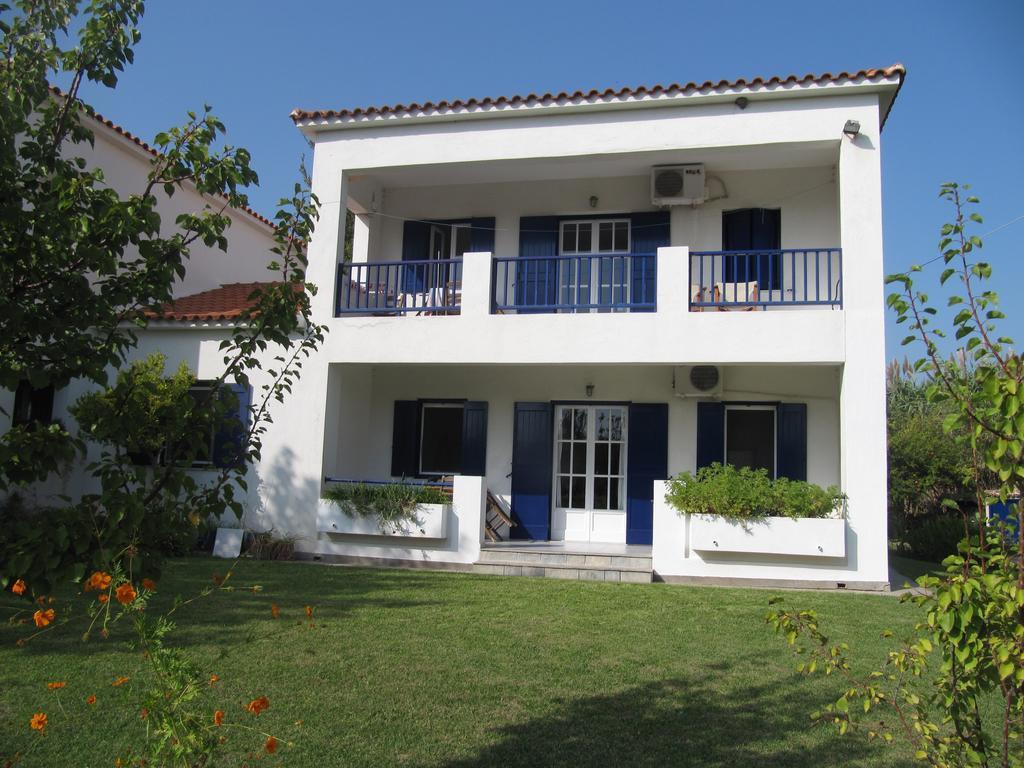 Eressos Ilios Apartments Skála Eresoú Quarto foto
